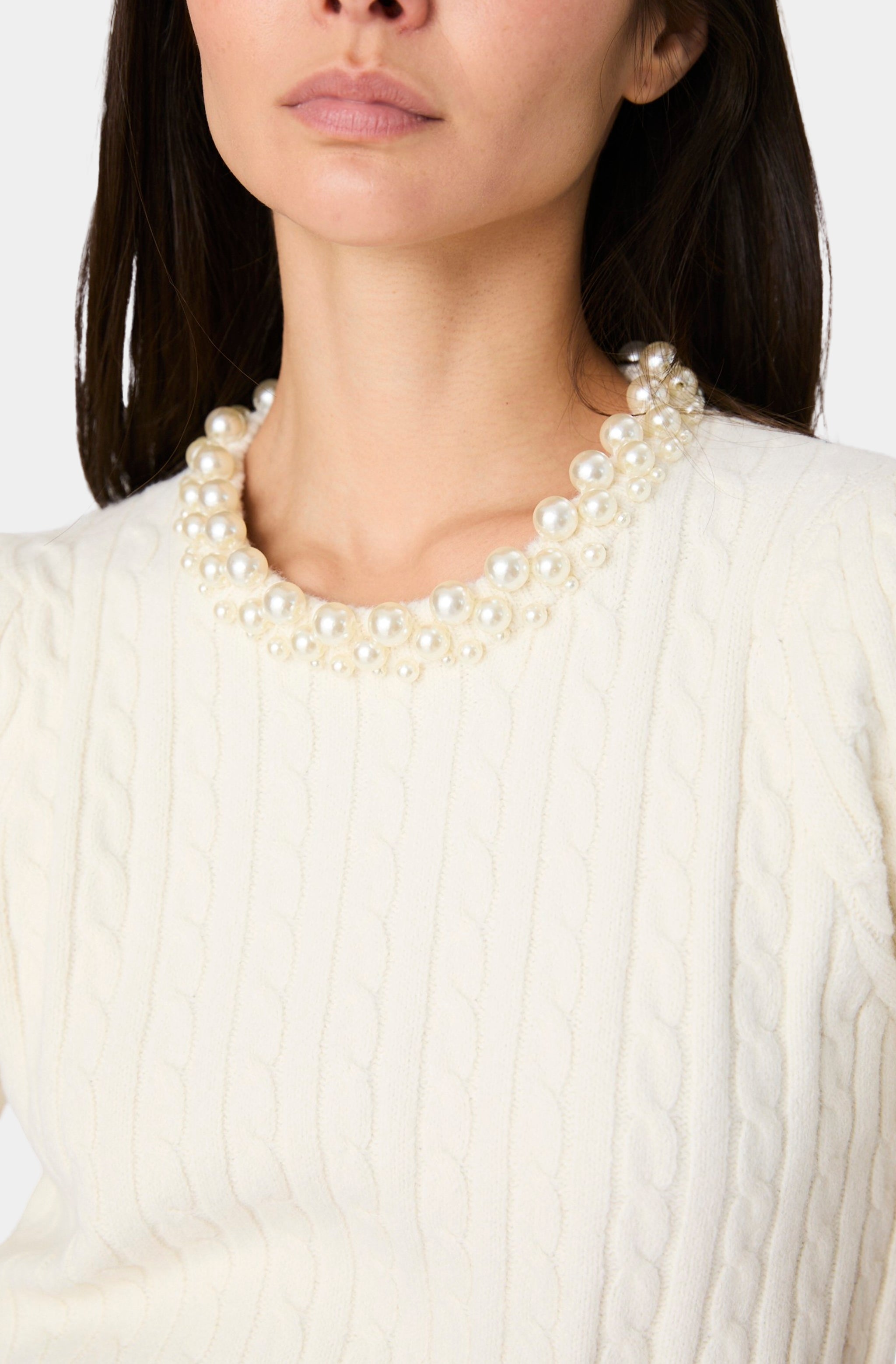 Embellished Neck Short Sleeve Sweater