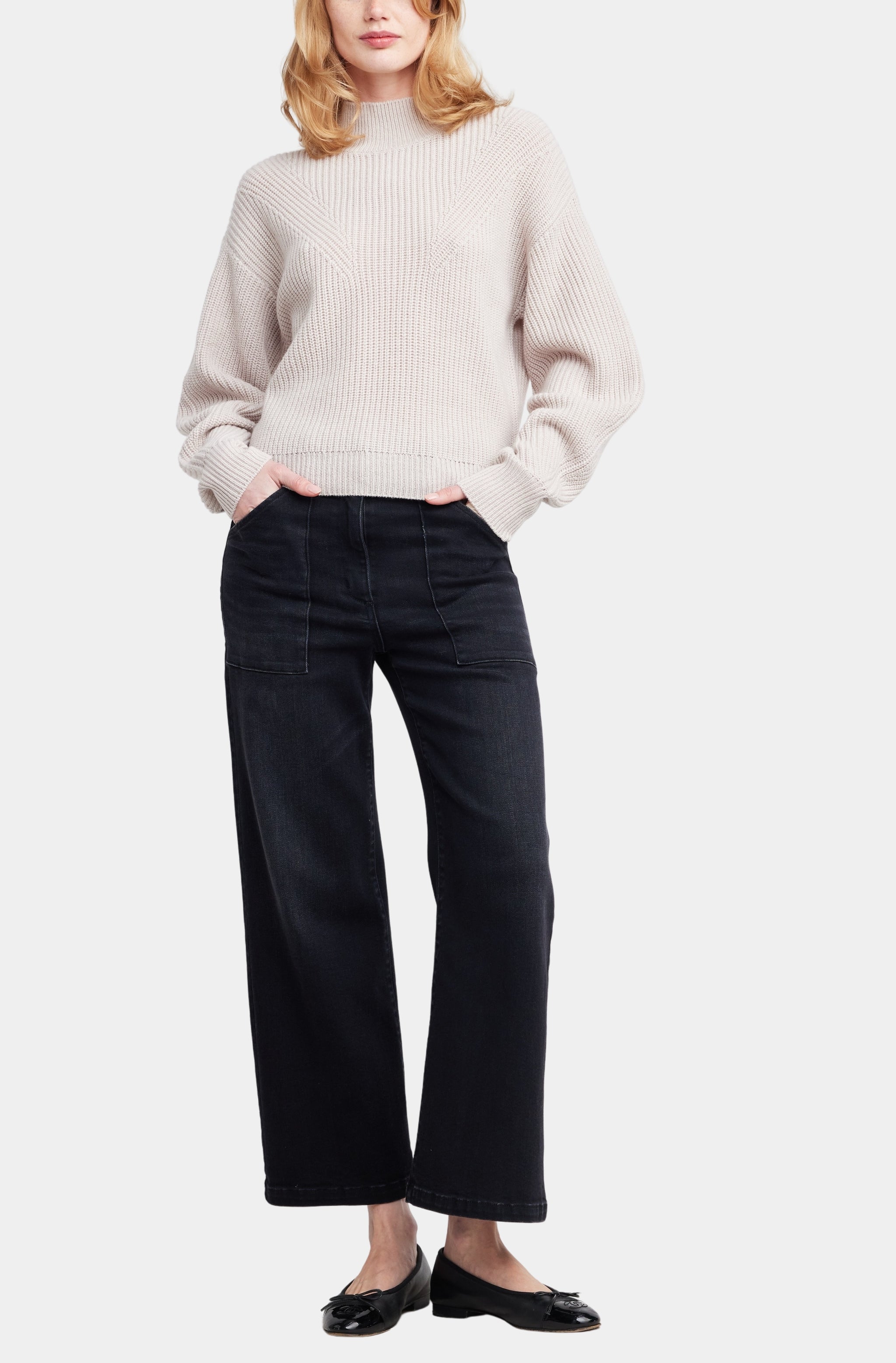 Sury Pullover Sweater