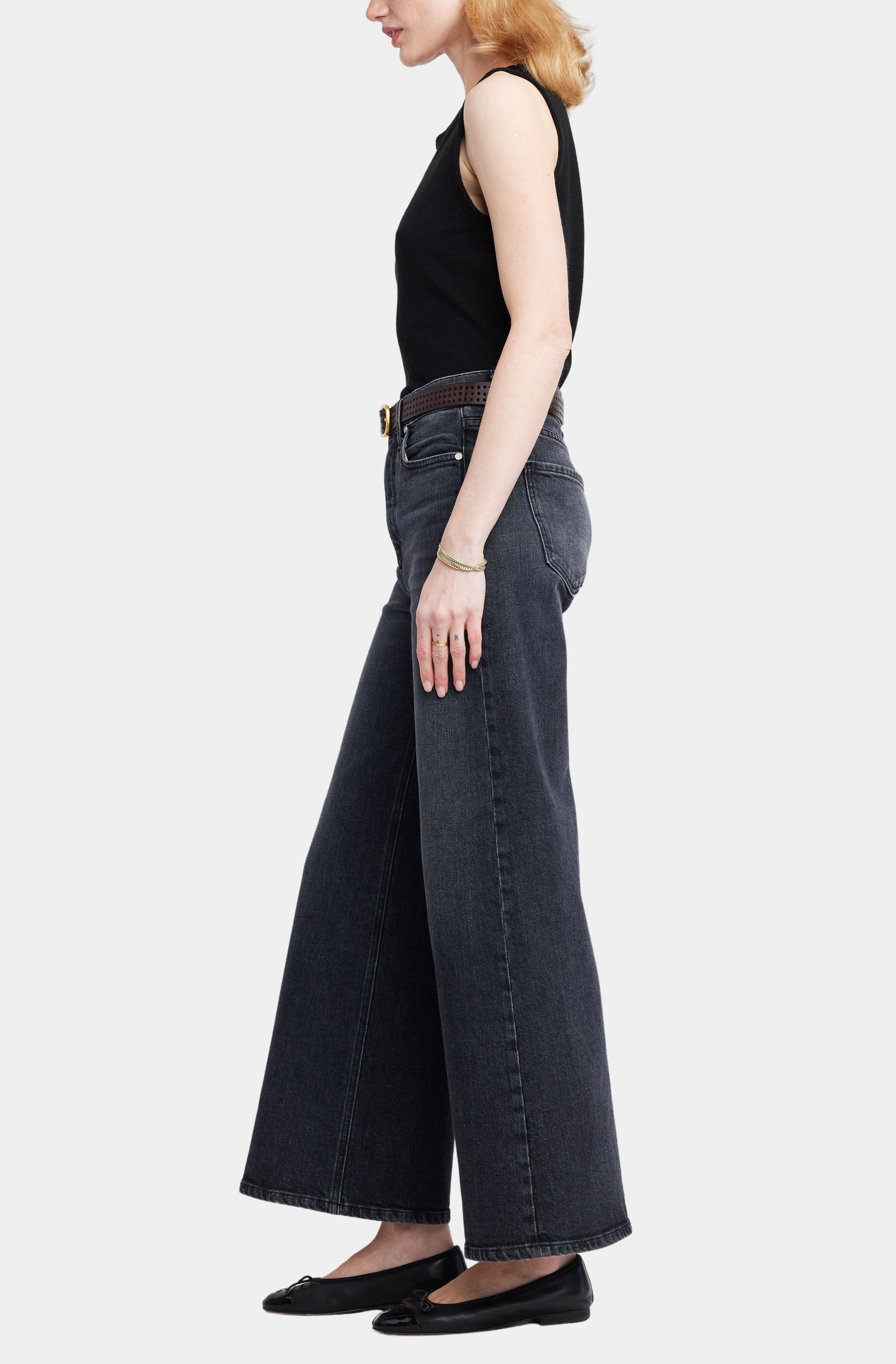 Nova Crop Sweater