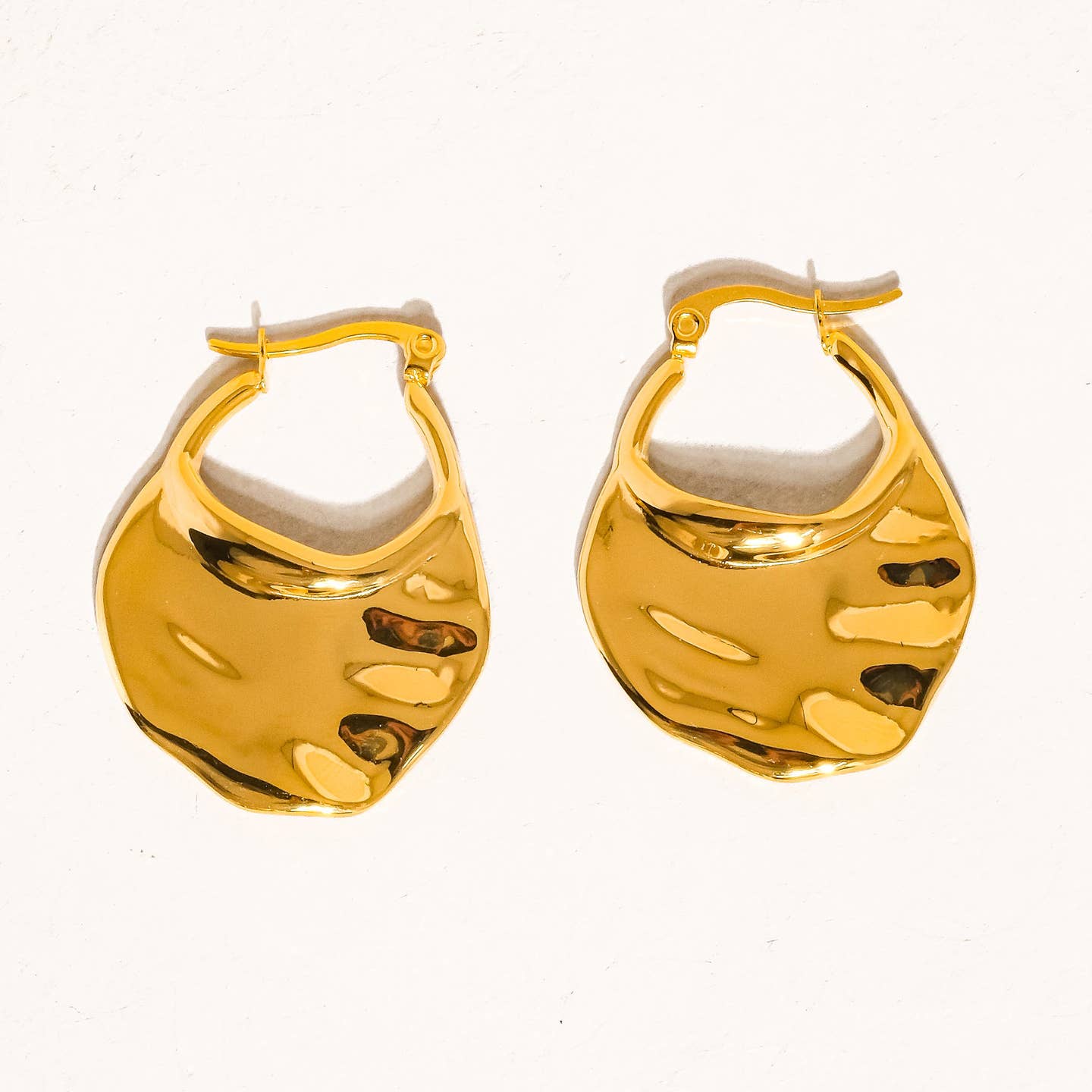 Jinni Hoop Earring