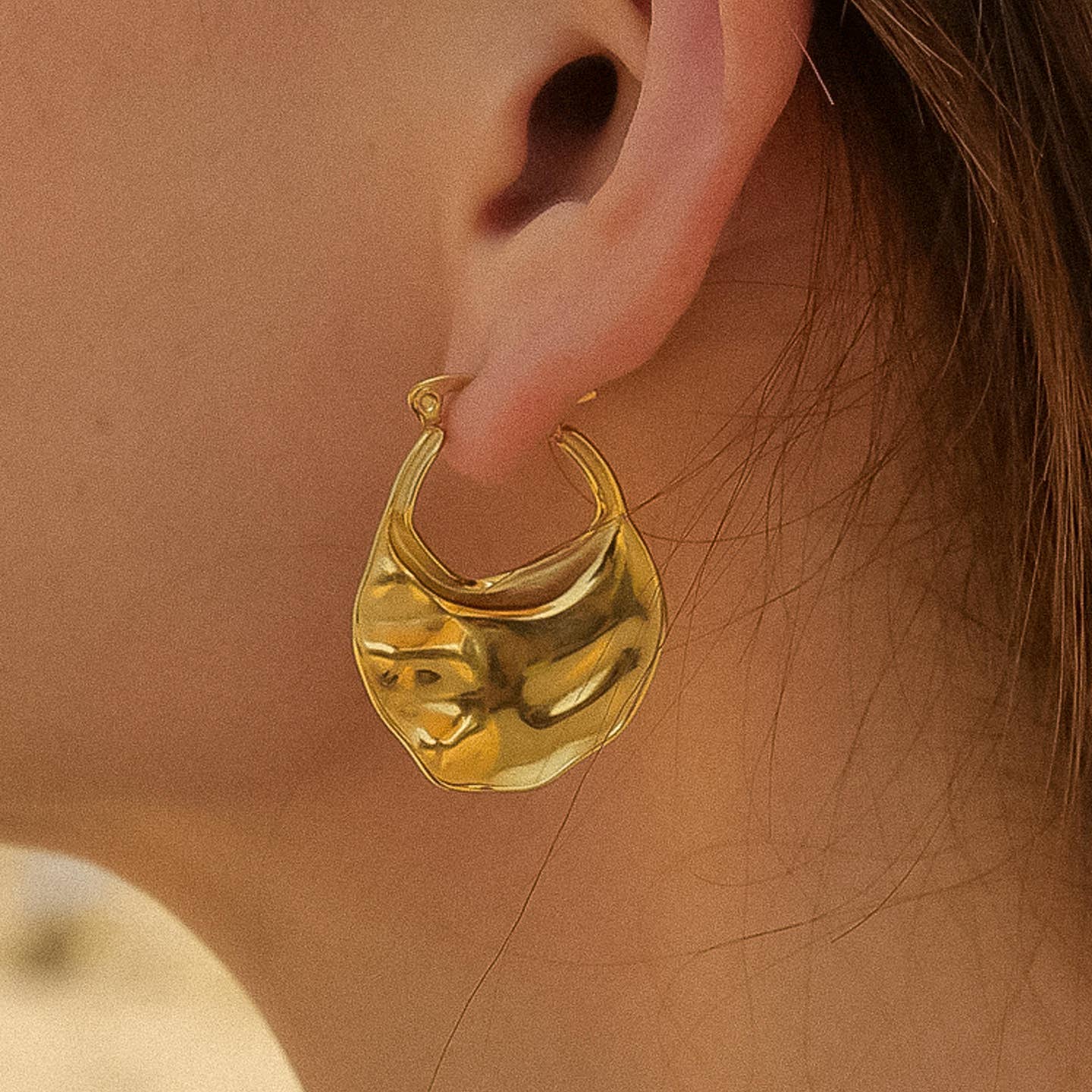 Jinni Hoop Earring