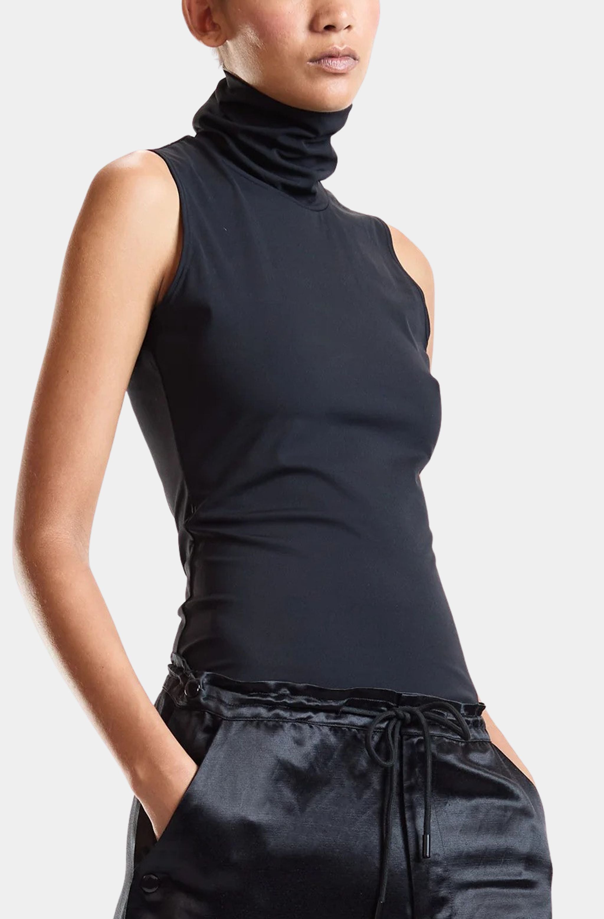 Sutton Sleeveless Turtleneck
