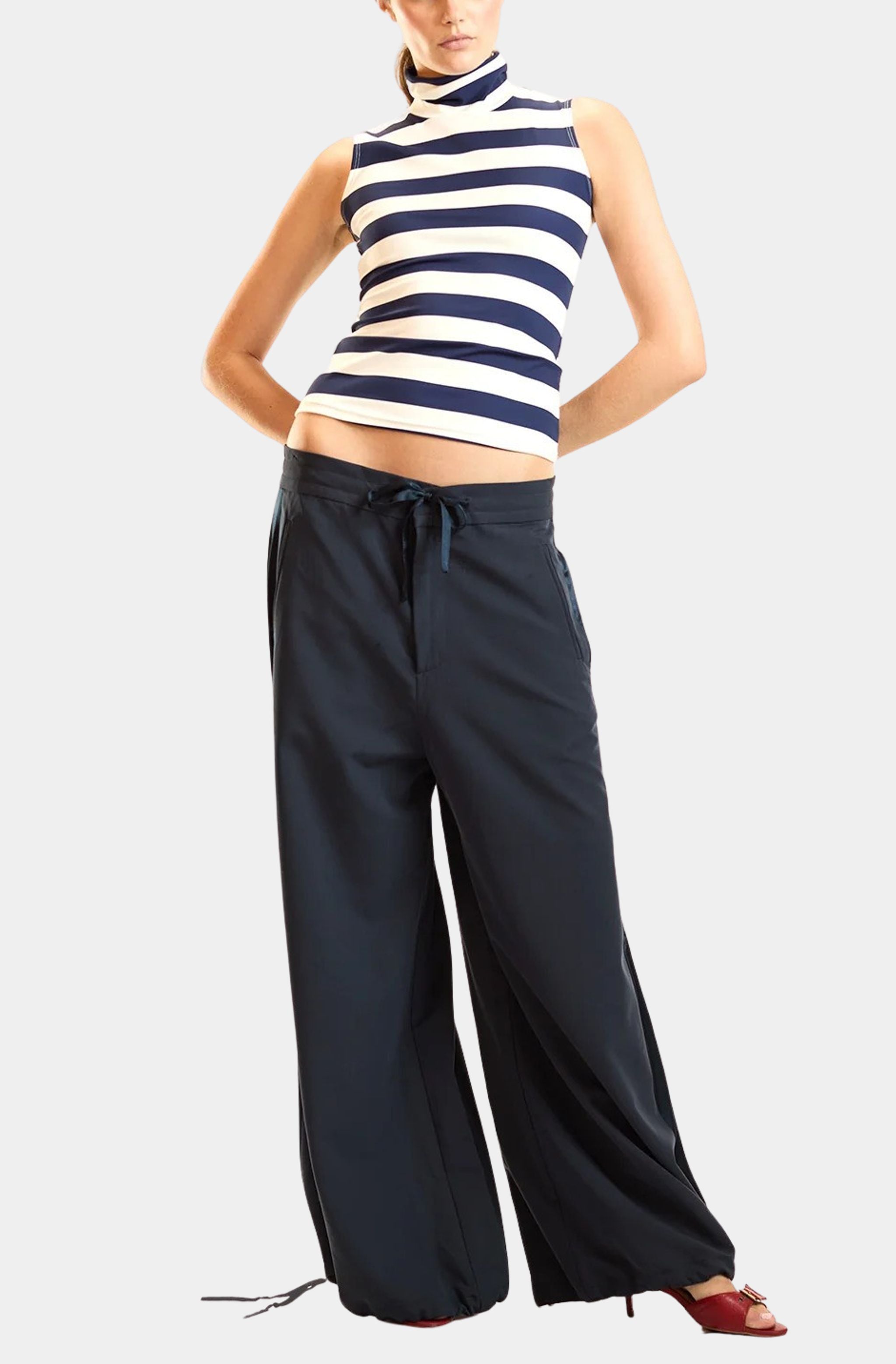 Sutton Sleeveless Turtleneck